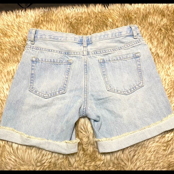 BNWT Children’s Place shorts! - Picture 2 of 4
